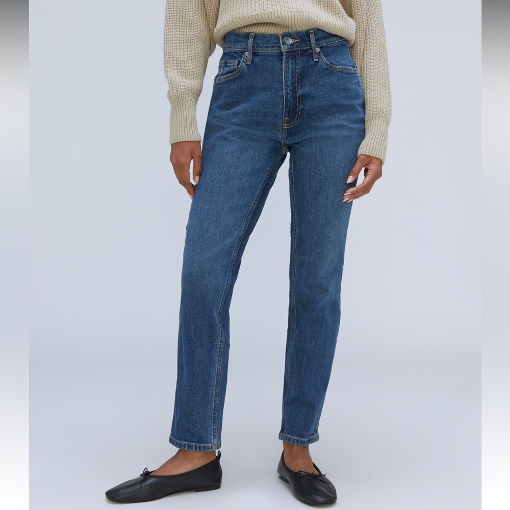 Everlane the Original Cheeky Jean dark wash‎ denim